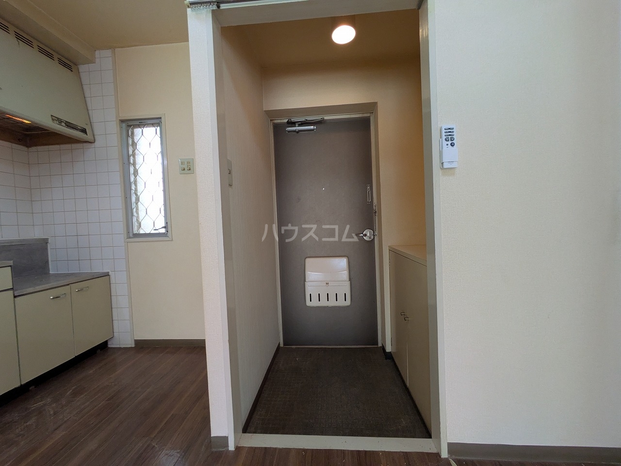 14/30 玄関