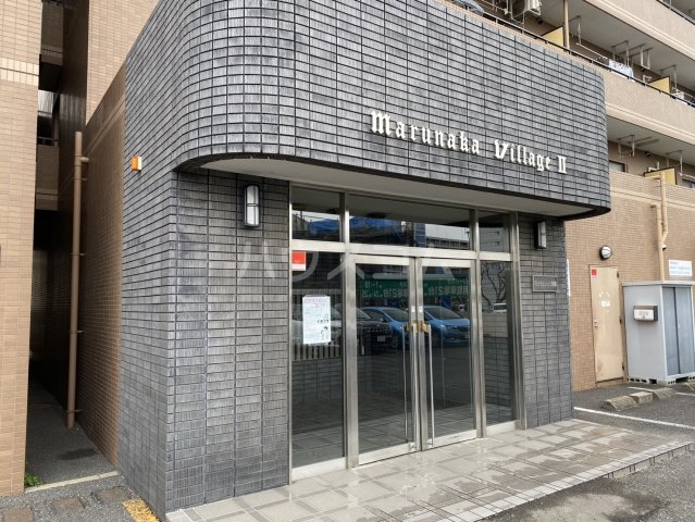 28/30 エントランス