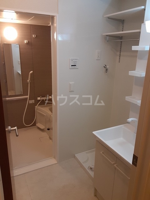 14/30 洗面