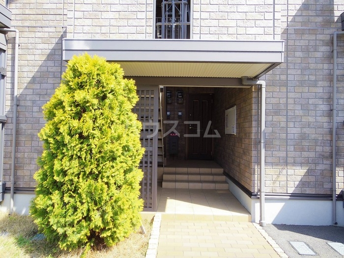 15/20 エントランス