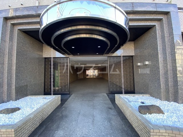 29/30 エントランス