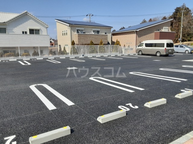 26/30 駐車場