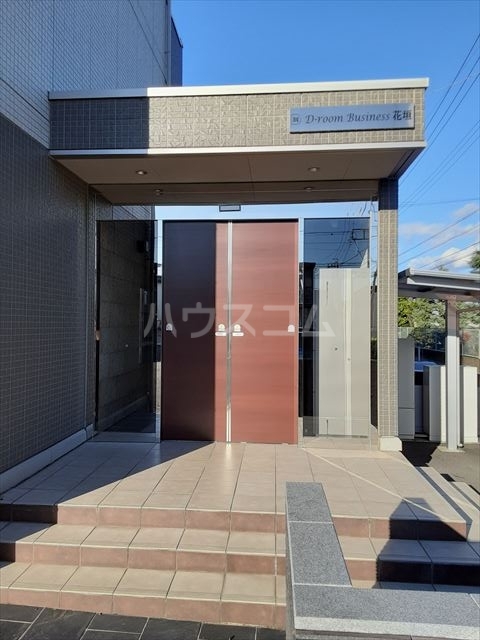 28/30 エントランス