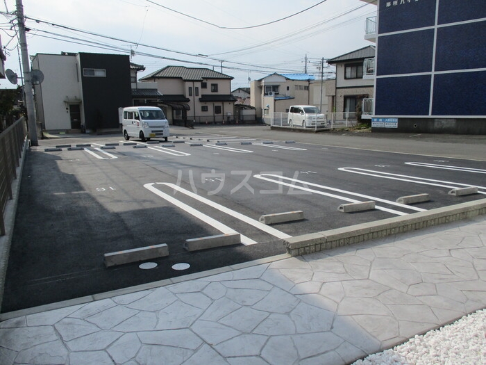3/4 駐車場