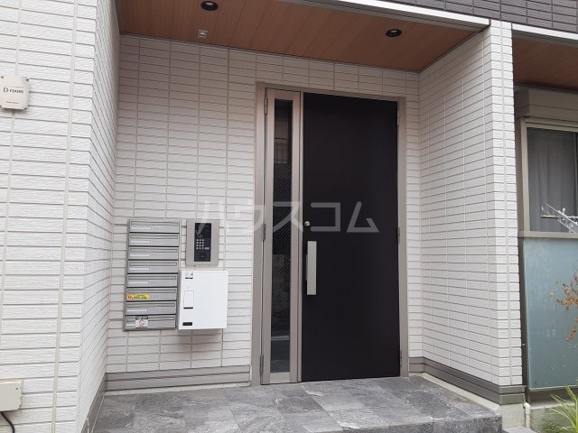 19/29 エントランス