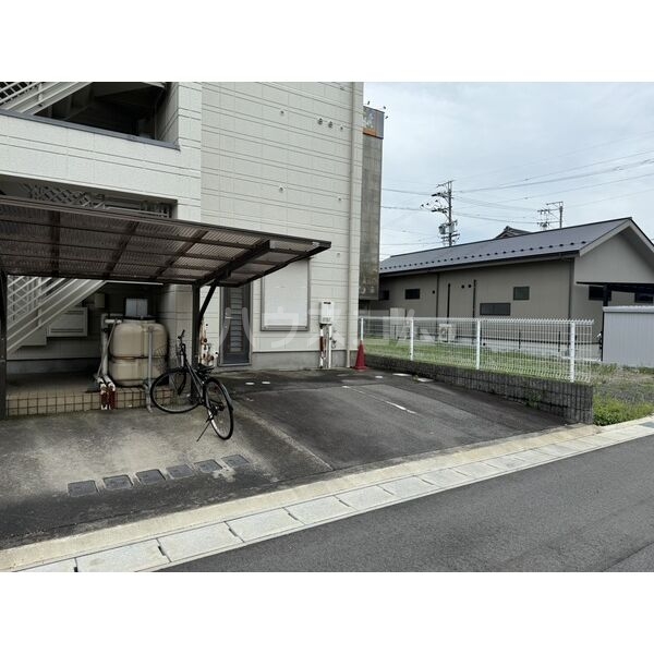 7/8 駐車場