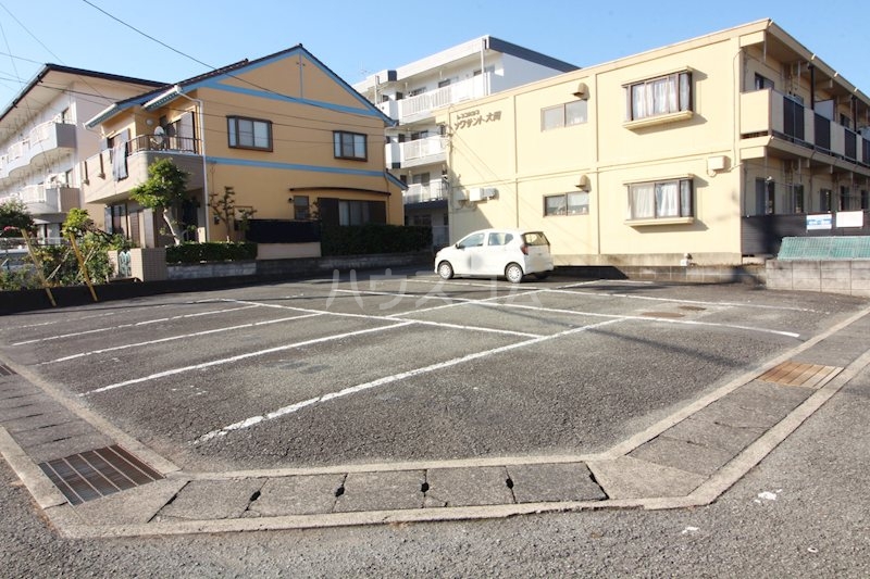 24/26 駐車場