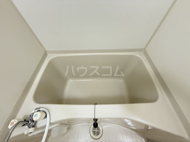 16/30 浴室