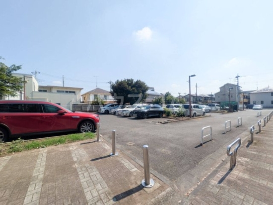 20/30 駐車場