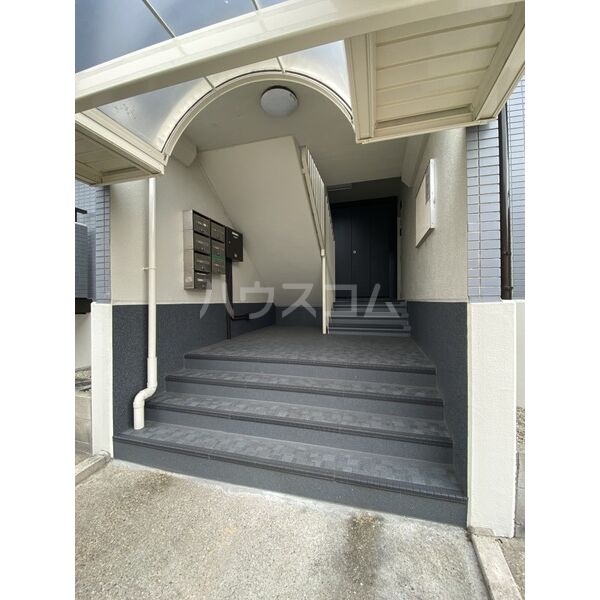 15/26 エントランス