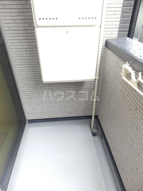 27/30 バルコニー