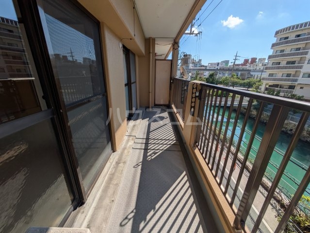 15/26 バルコニー