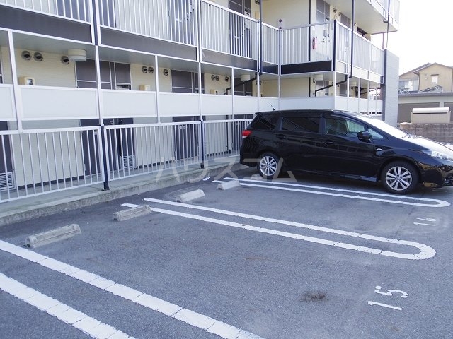 4/8 駐車場