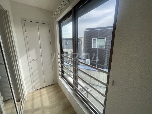 21/30 バルコニー