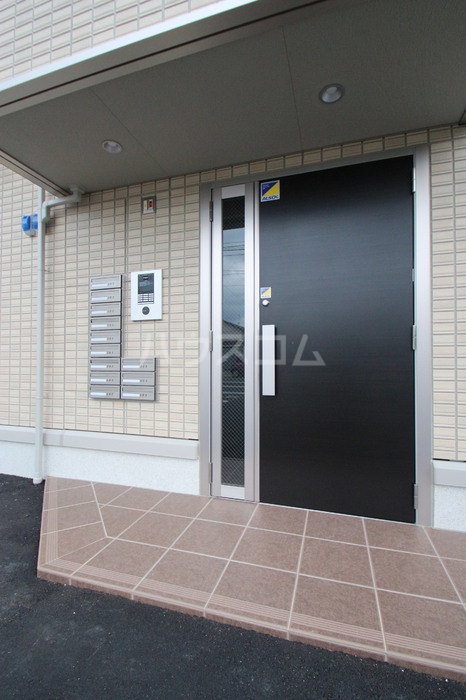 3/10 エントランス