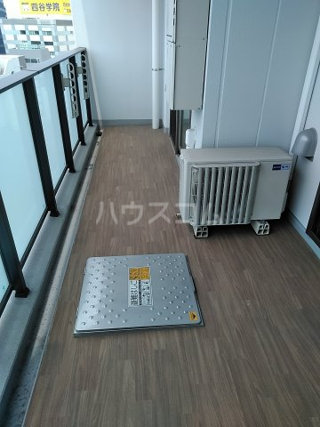 18/30 バルコニー