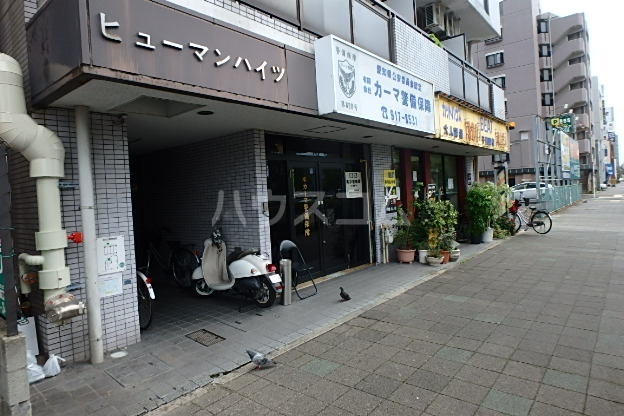 24/25 エントランス