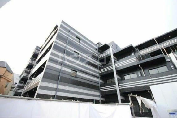 15/24 エントランス