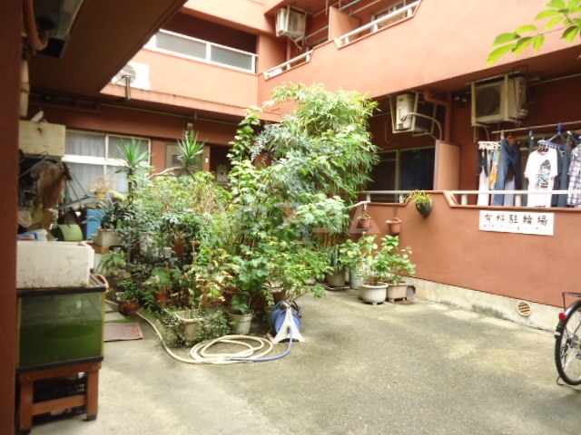 20/24 エントランス