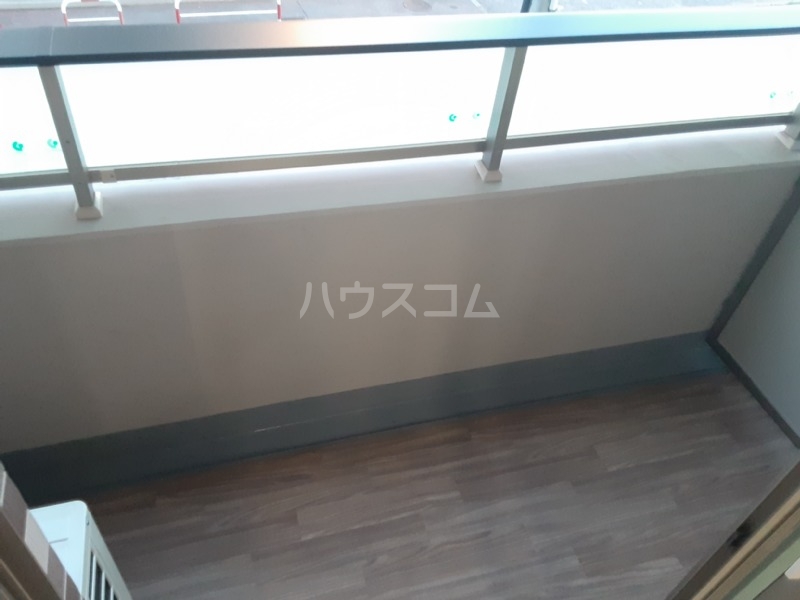 21/30 バルコニー