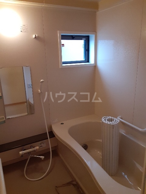 17/30 浴室