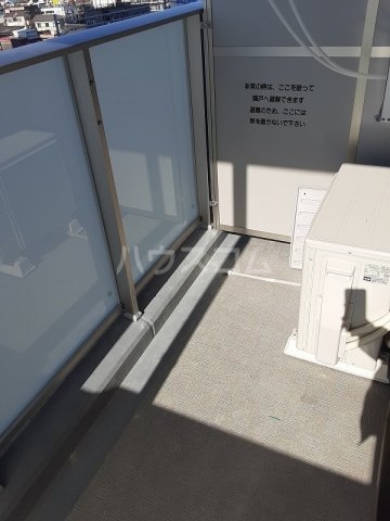 21/30 バルコニー