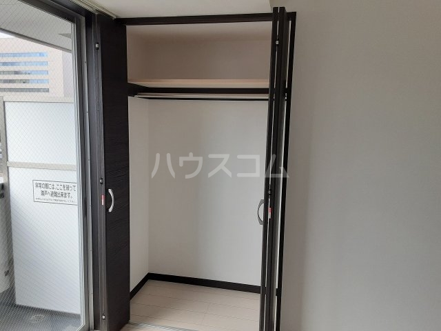 13/30 収納