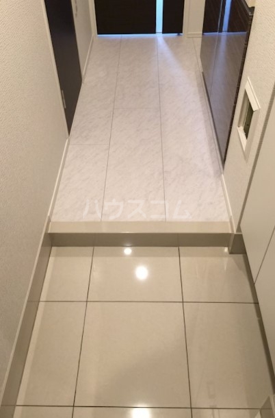 5/28 玄関