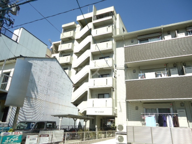 2/30 外観
