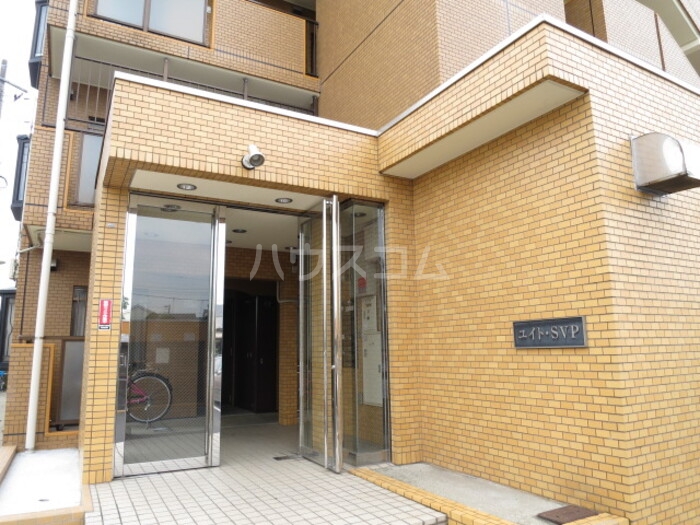 2/4 エントランス