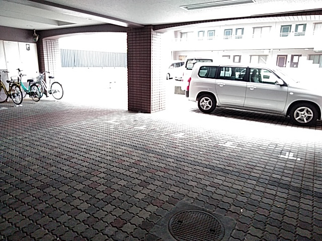 24/30 駐車場