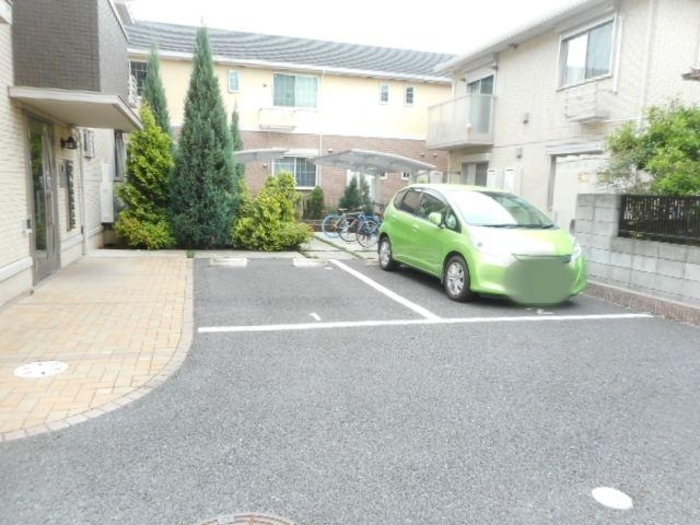 19/25 駐車場