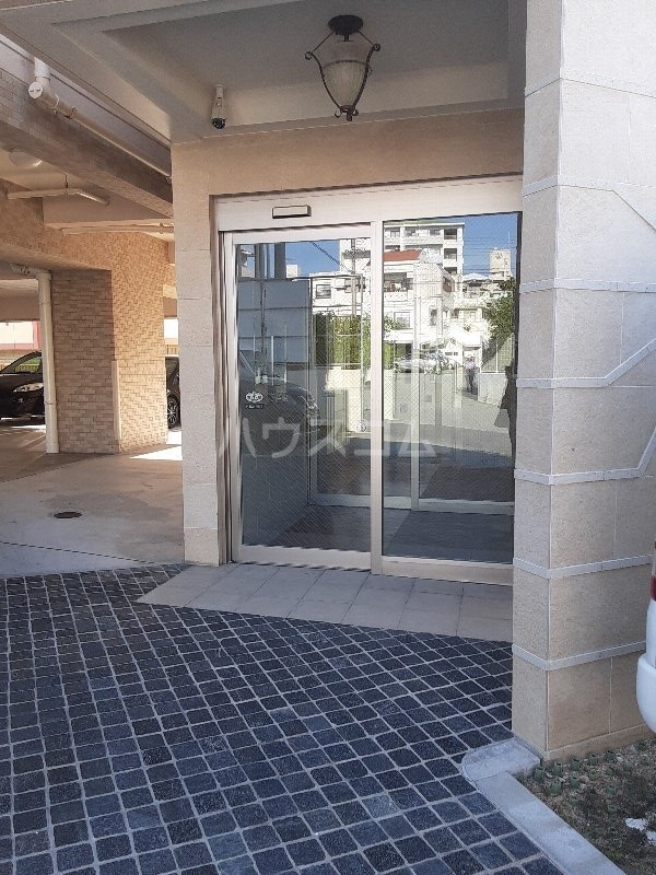 3/6 エントランス