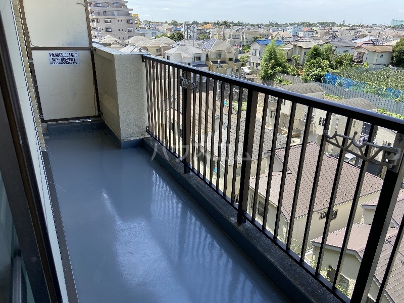 21/30 バルコニー