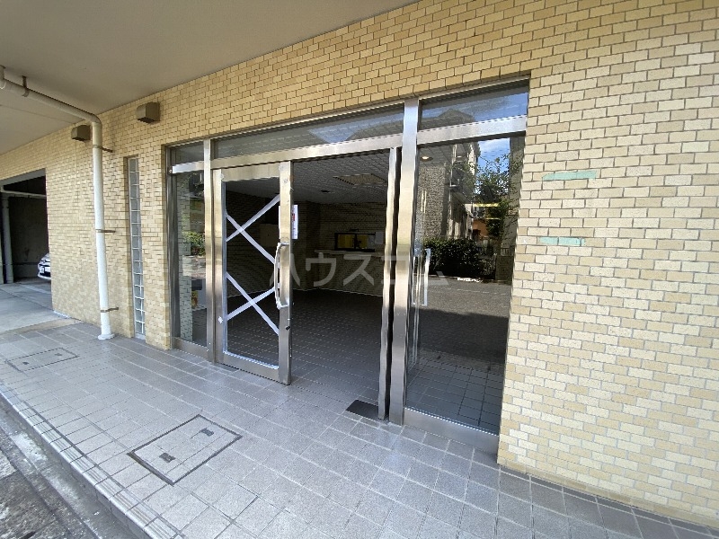 29/30 エントランス