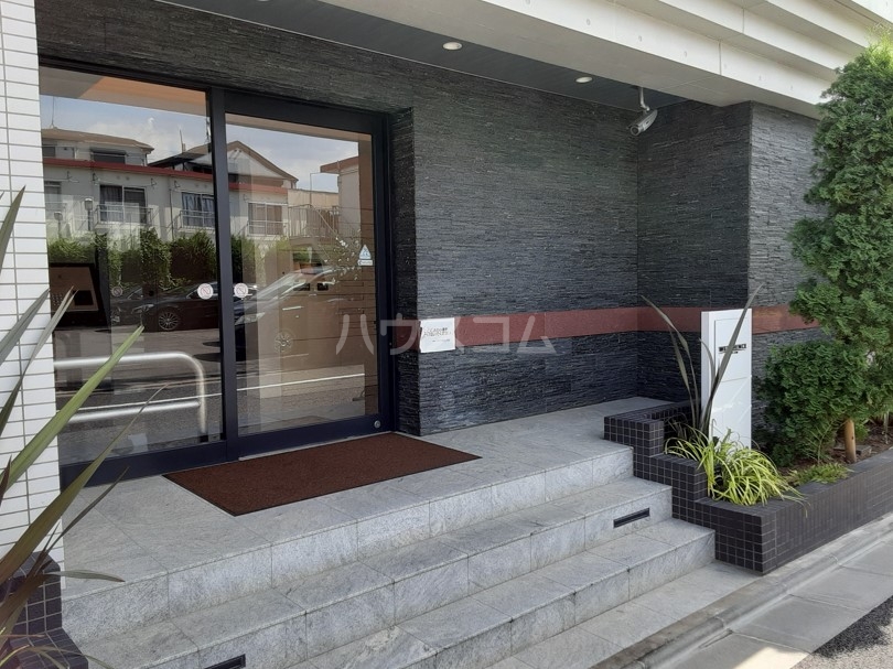 2/8 エントランス