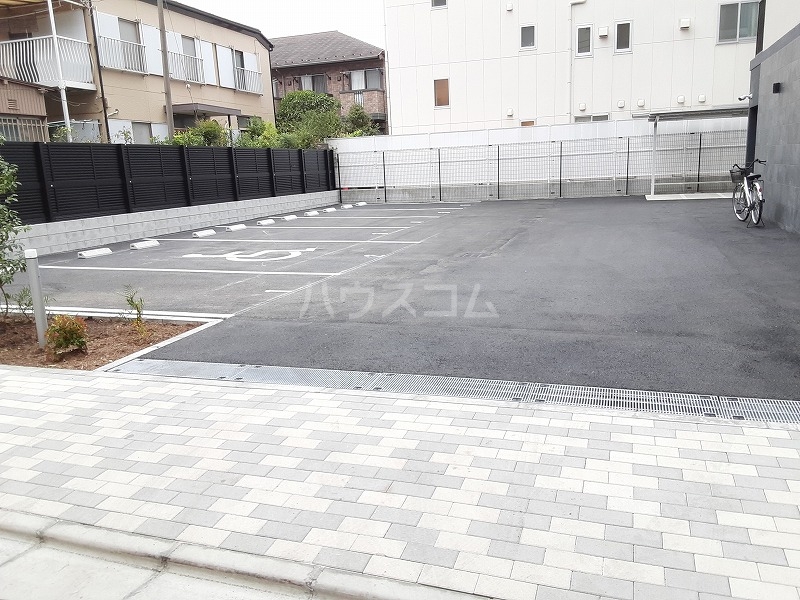 3/4 駐車場