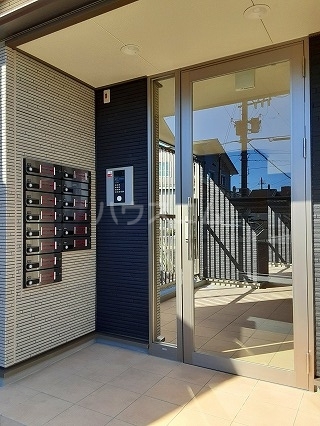 2/8 エントランス