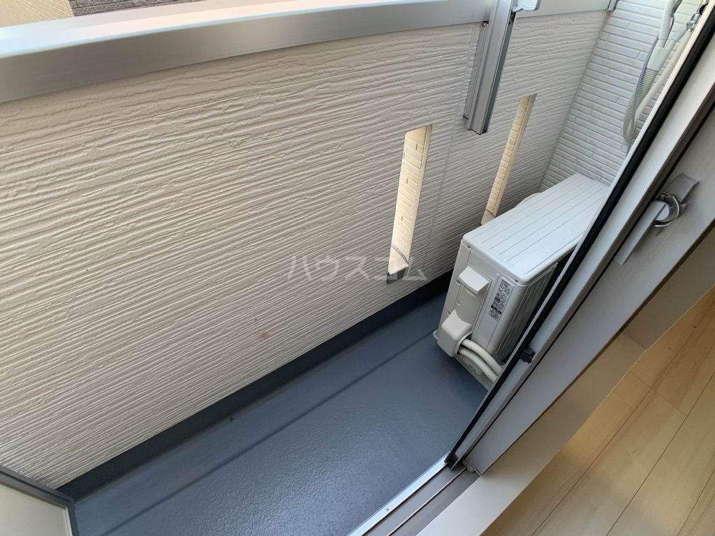 21/30 バルコニー