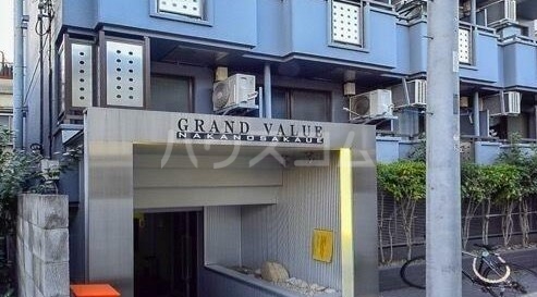 15/16 エントランス