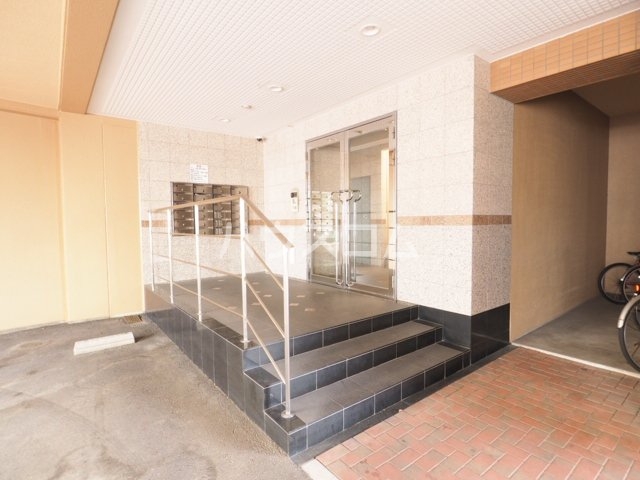 3/5 エントランス