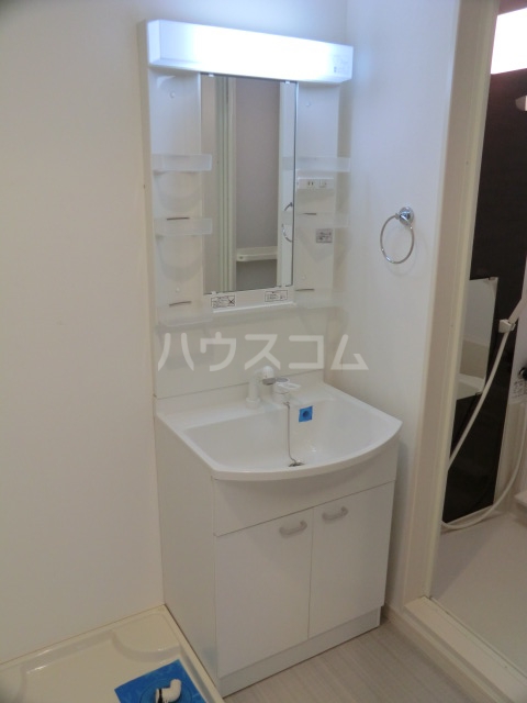 17/28 洗面