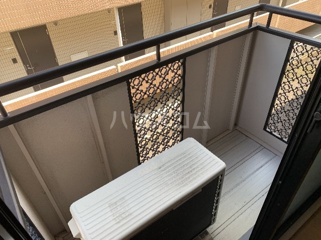 18/30 バルコニー