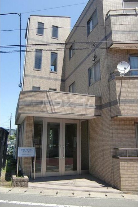 14/23 エントランス