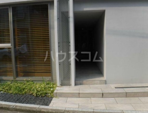 3/6 エントランス