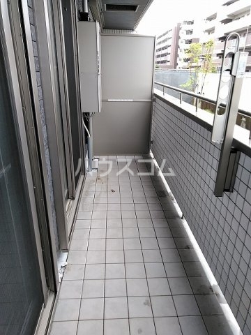 23/30 バルコニー