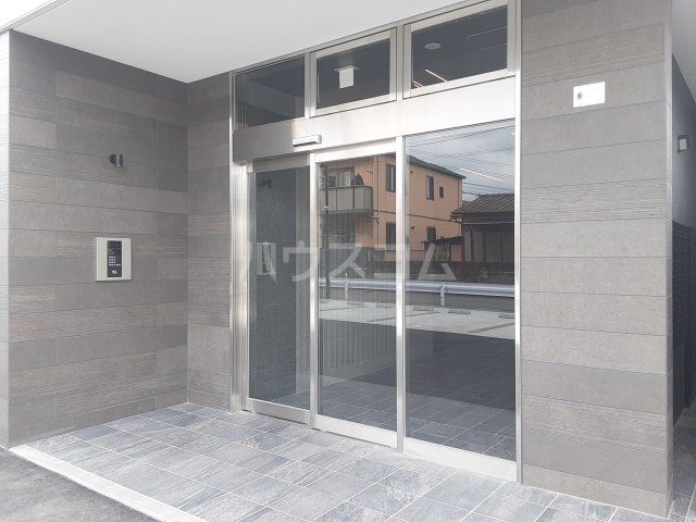 24/29 エントランス