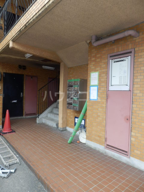 21/24 エントランス