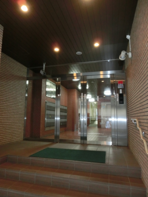 7/10 エントランス