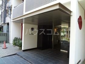 15/25 エントランス